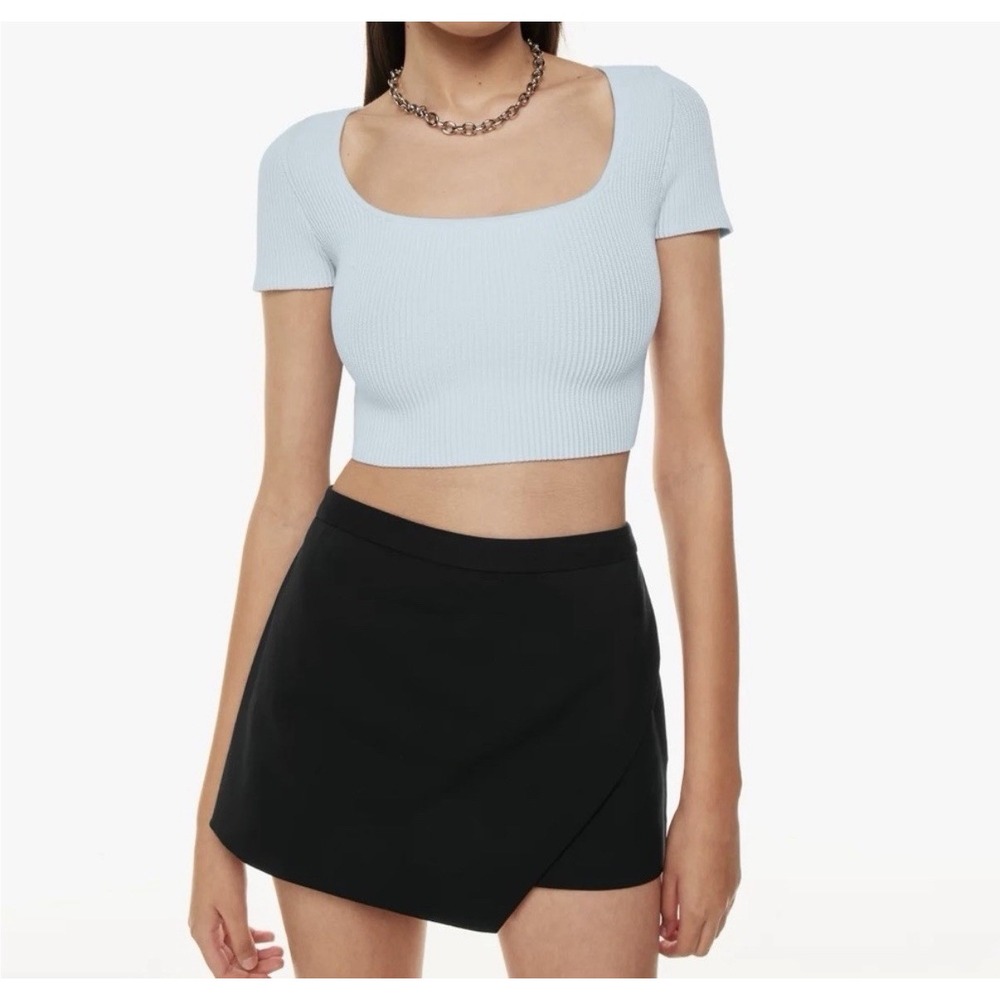 Aritzia Babaton Women's Sculpt Knit Squareneck Top Small Lt Blue Ribbed Stretch